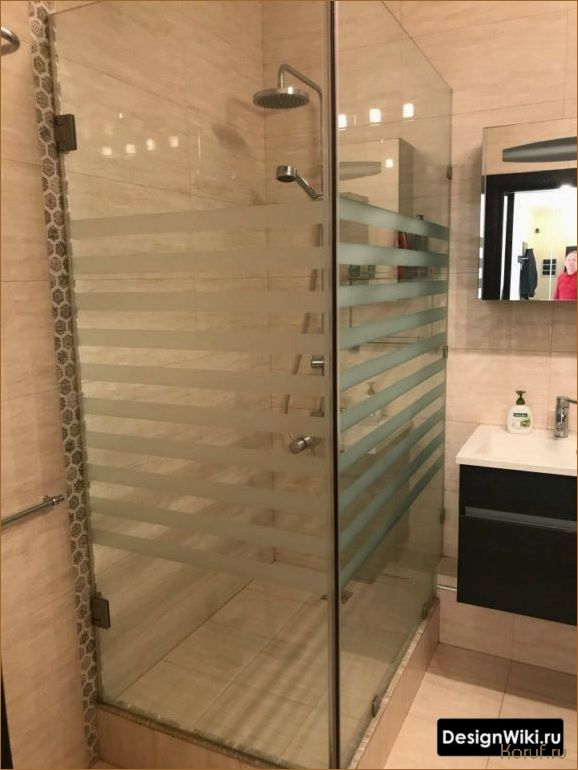 Удобство и стиль: гармоничное сочетание ванны и душевой кабины в интерьере ванной комнаты