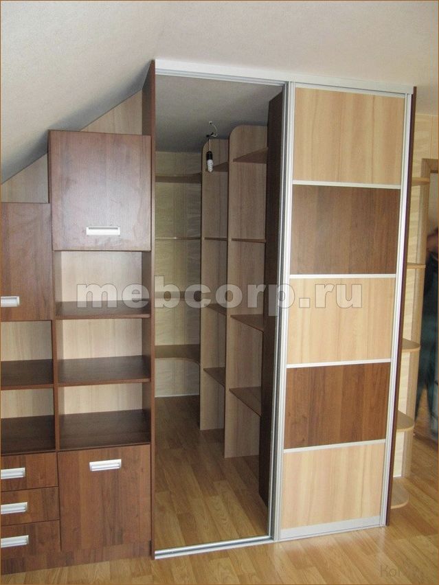 (дизайн гардеробных для малогабаритных, дизайн гардеробные системы, дизайн гардеробных систем) Максимальный функционал на минимальной площади: дизайн гардеробных для малогабаритных помещений