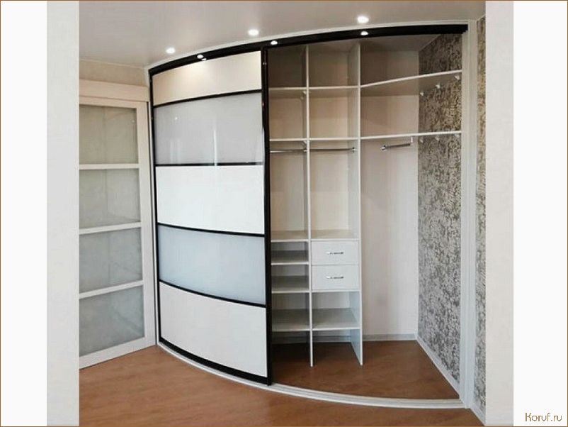 Изысканный дизайн дверей купе для гардеробной: практичность в сочетании с эстетикой