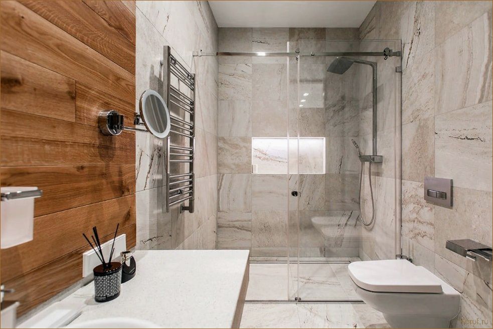 Как создать уют и элегантность в ванной с помощью душевой системы с мрамором и деревом: советы по дизайну и установке.