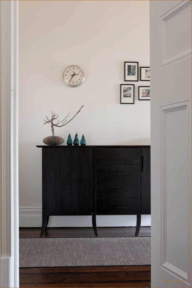 Возвращение к классике: наслаждайтесь старинным дизайном прихожей в уюте своего дома